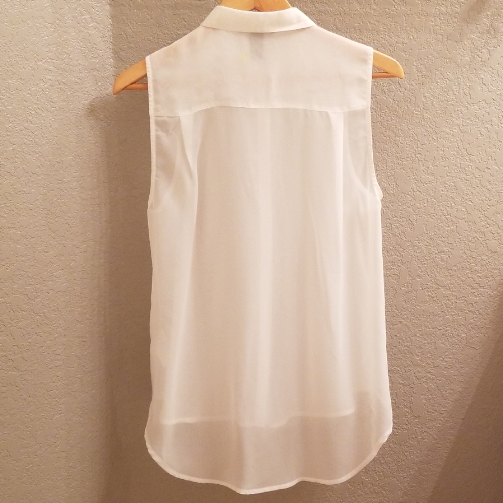 H&M button down blouse - Picture 4 of 4